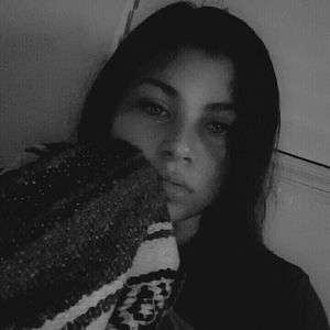 Meet your Posher, Esperanza